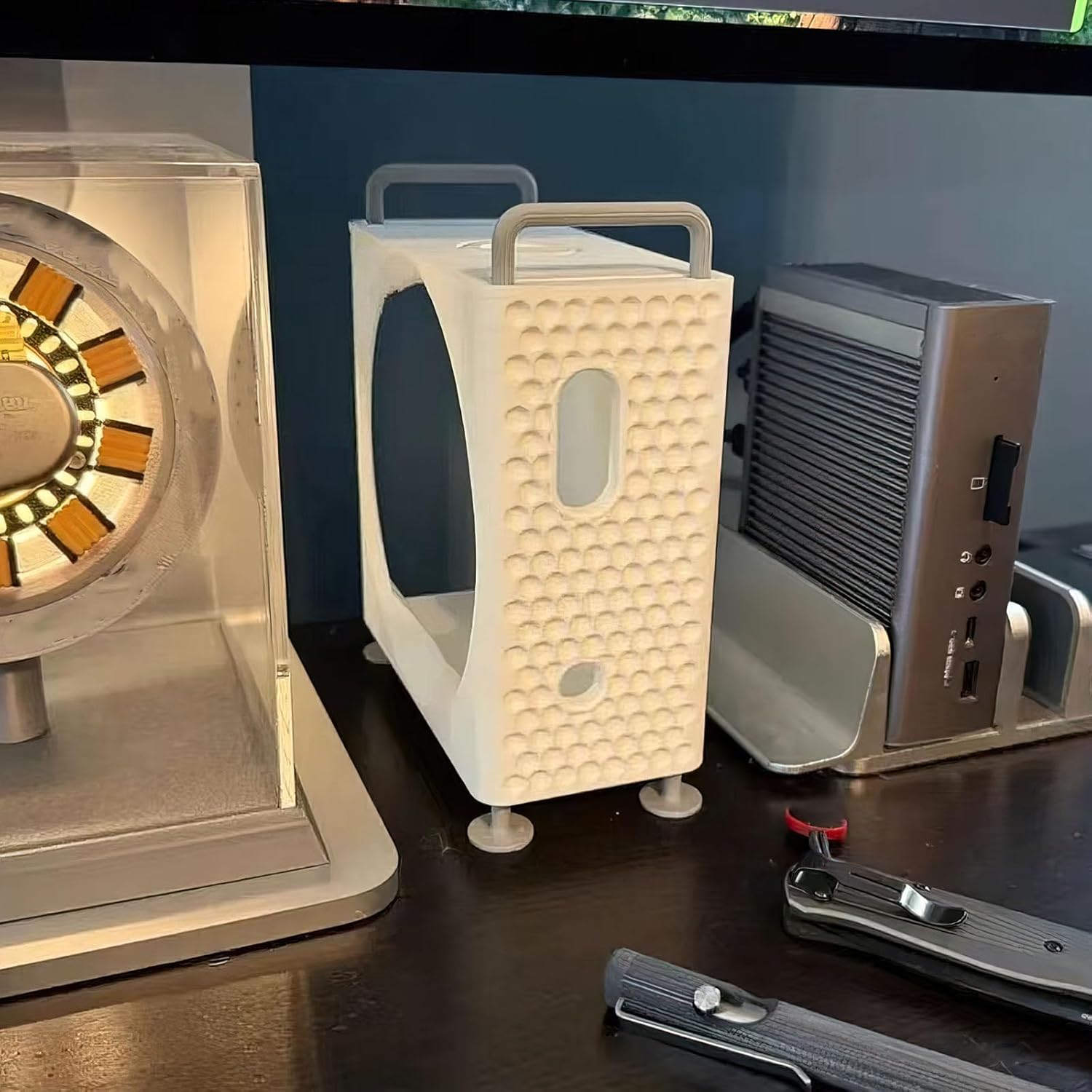Vertical Stand Computer Case F - مراجعة Laptop Accessories 3D Print وسعره