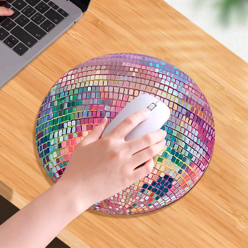 سجادة ماوس مطاطية مستديرة وردي - مراجعة Laptop Accessories For Protection وسعره